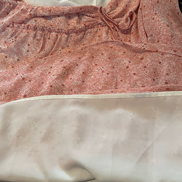 Forever 21 size Large flowy floral - Picture 9 of 9